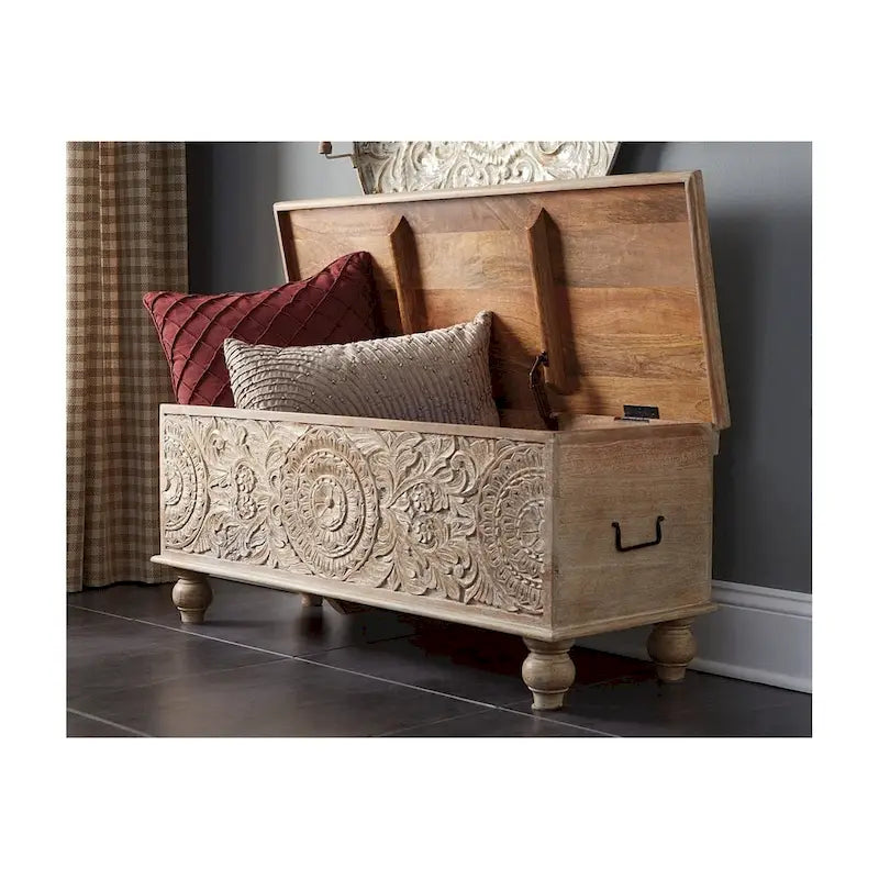 Banc de rangement sculpté médaillon blanc antique