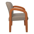 Chaise visiteur en bois finition chêne moyen
