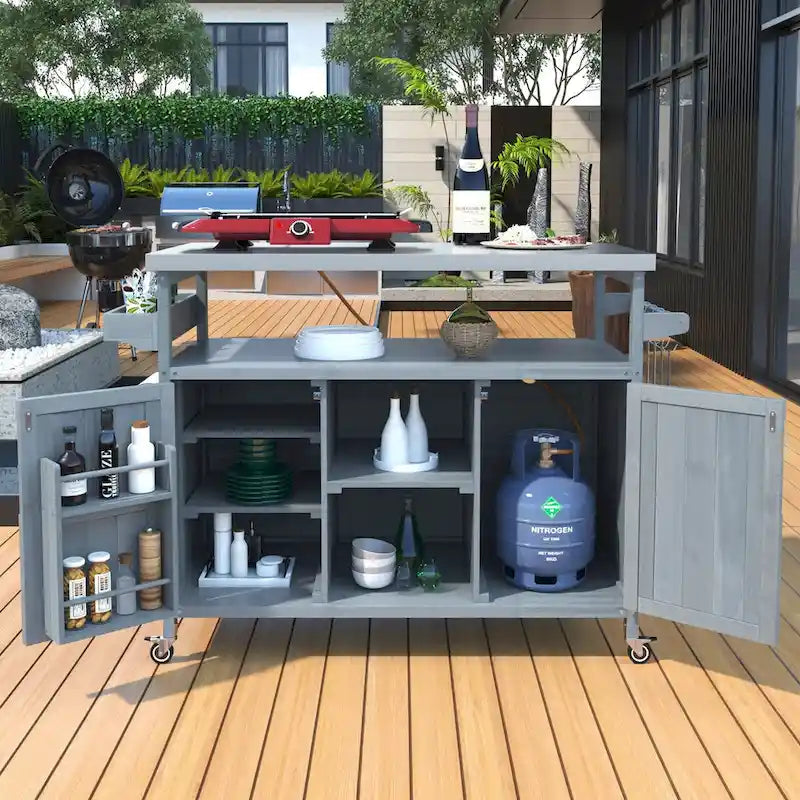 Îlot de cuisine d'extérieur en bois massif de style ferme avec plateau en acier inoxydable