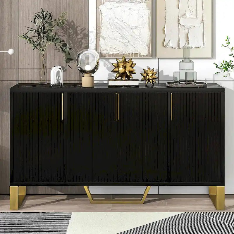 Buffet moderne à quatre portes, poignées métalliques et étagères réglables