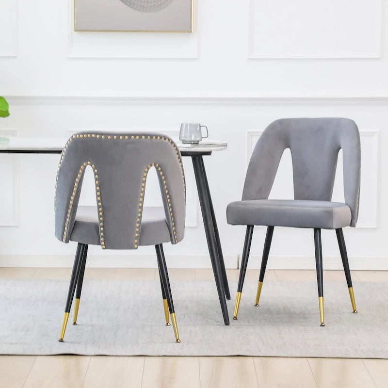 Chaises de salle à manger modernes rembourrées avec clous décoratifs et pieds en métal