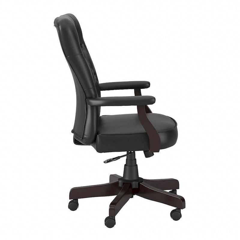 Chaise de bureau capitonnée à dossier haut avec accoudoirs